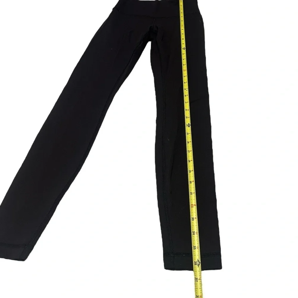 Lululemon Black Straight Leg Compression Leggings Size 4